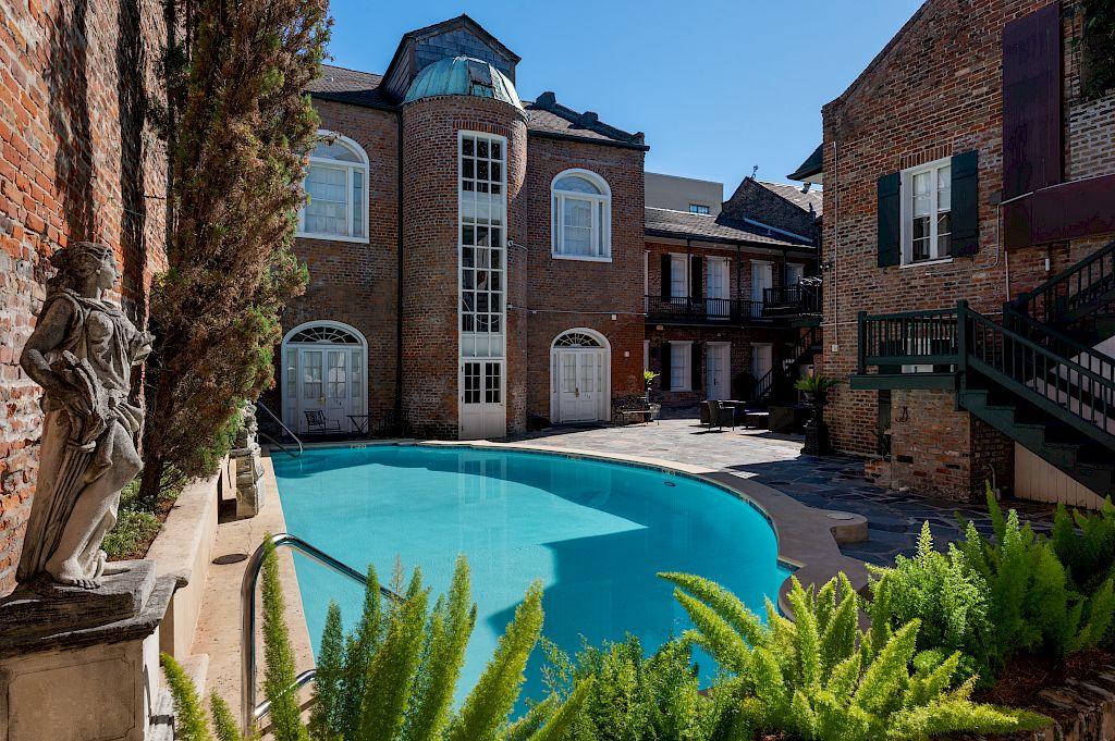 Chateau Hotel New Orleans